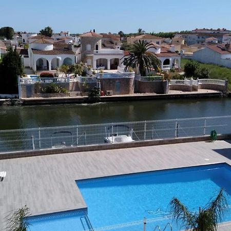 Apartament Amb Piscina Empuriabrava Dış mekan fotoğraf
