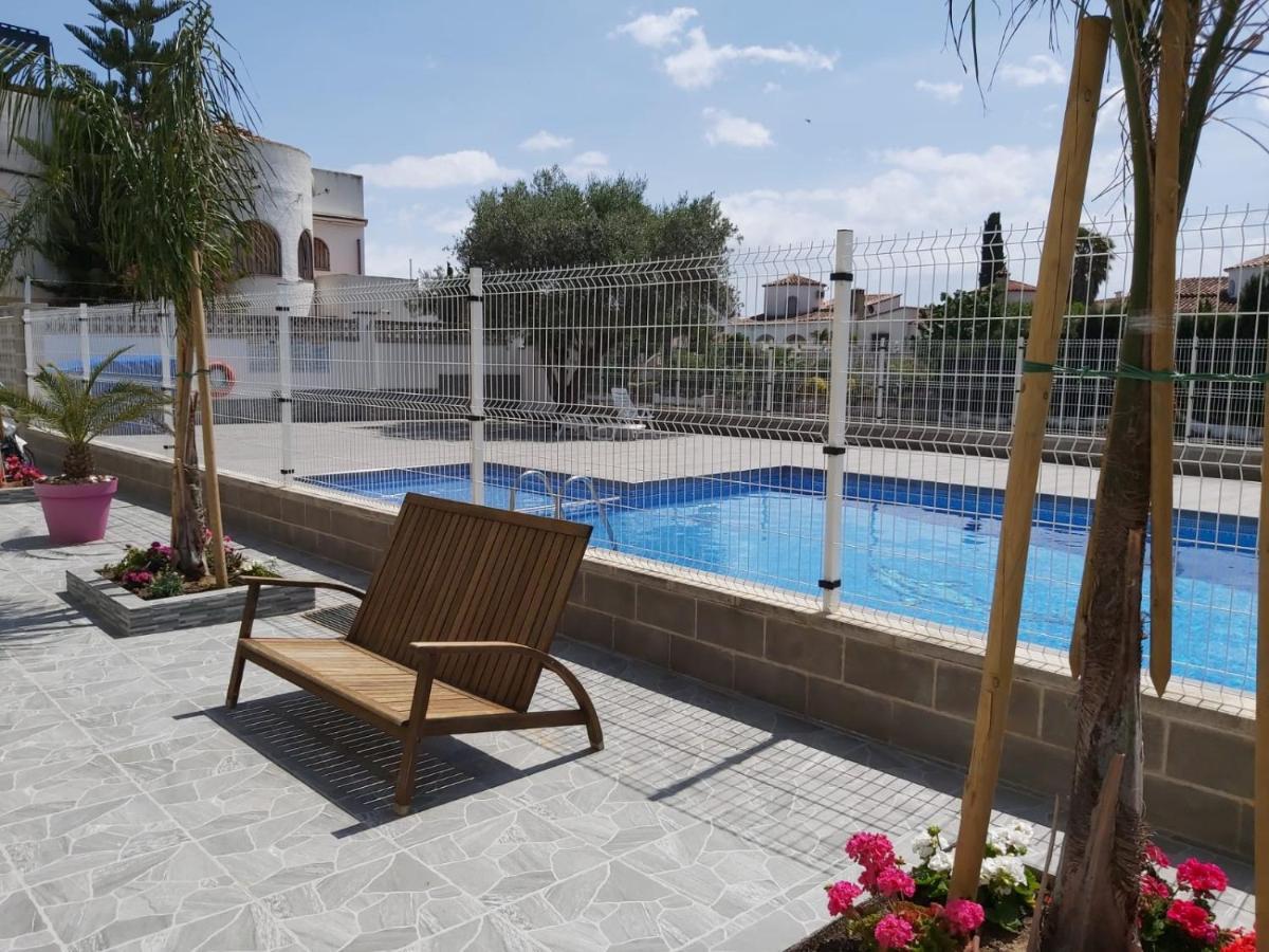 Apartament Amb Piscina Empuriabrava Dış mekan fotoğraf